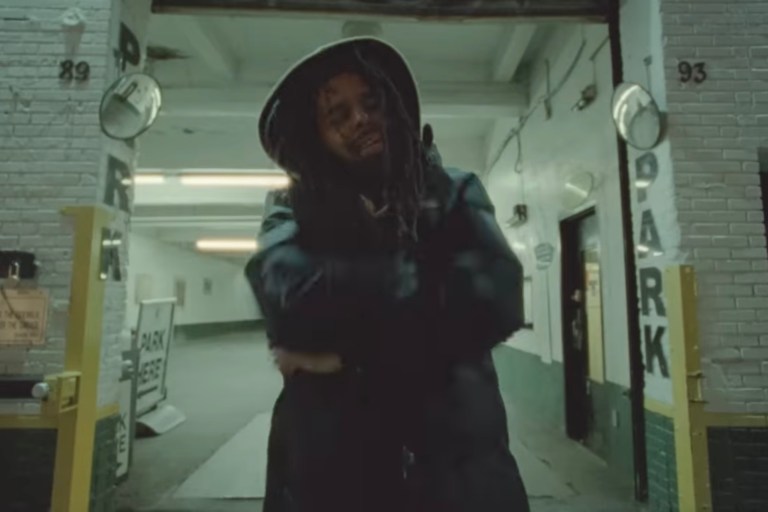 J.Cole Drops A Warning Shot To Kendrick Lamar with “7 Minute Drill”