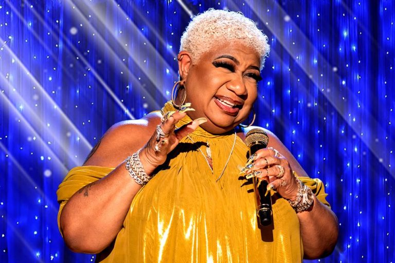 Luenell Takes Over The Apollo Theater