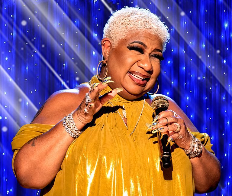 Luenell Takes Over The Apollo Theater