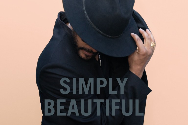 Maxwell Scores 9th #1 Single with “Simply Beautiful”