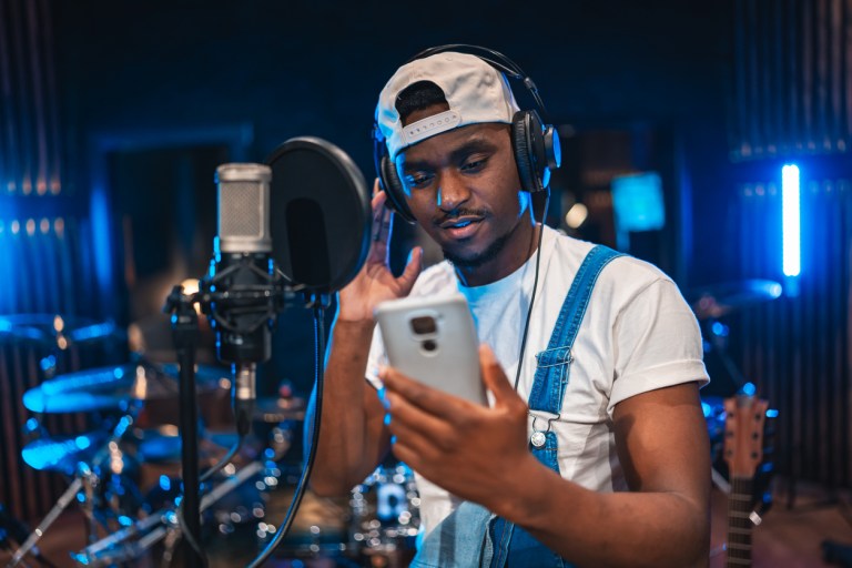 10 Tips for New Rappers Starting Their Music Career