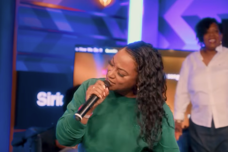 Heather B’s Karaoke Night Turns Into a Star Showcase!