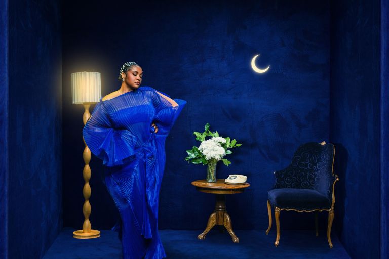 Alex Isley Sets the Mood for 2026 With ‘Sweetest Lullabye’ Announces Major Label Debut “When The City Sleeps”