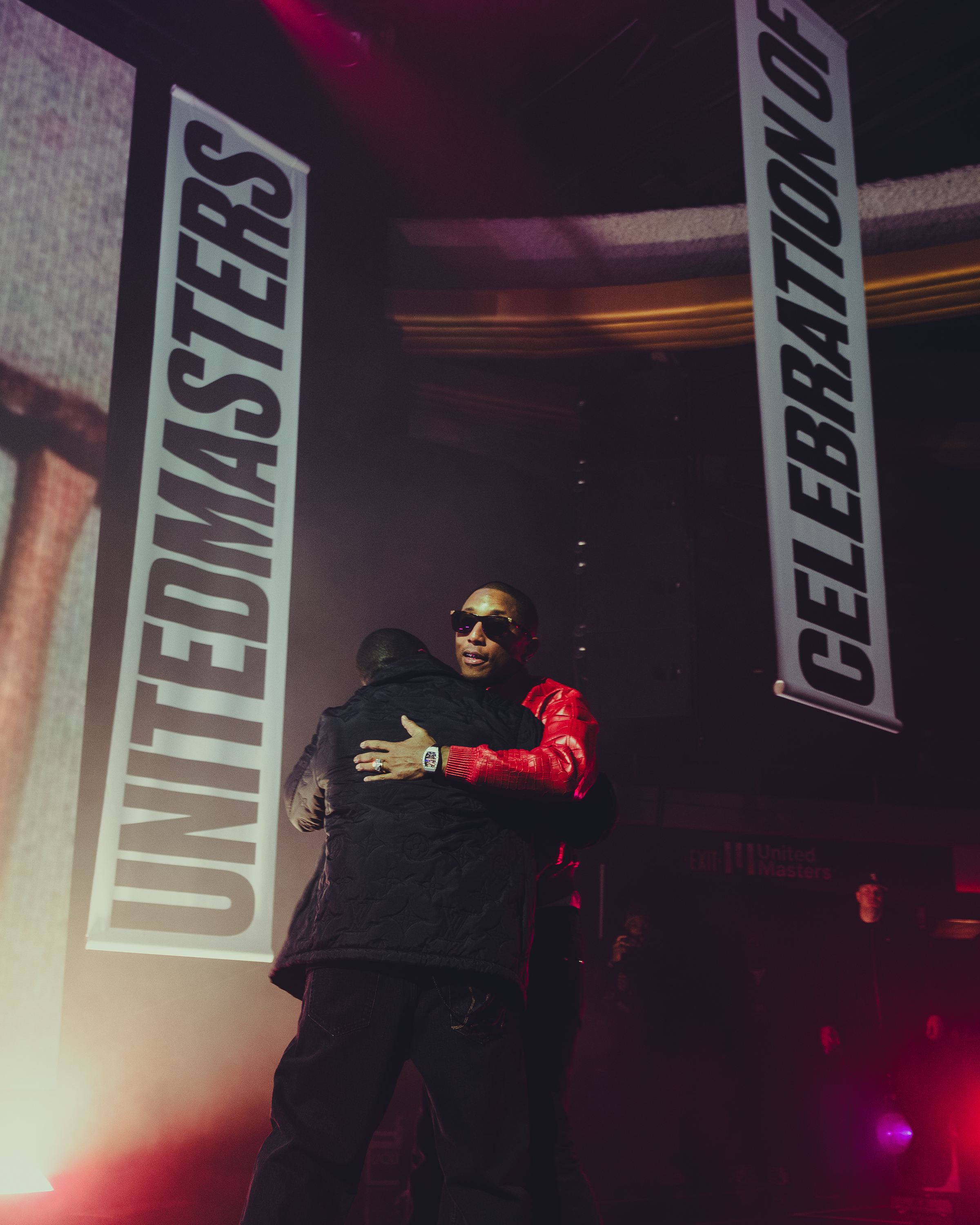 CLIPSE Respectivecollective John 33