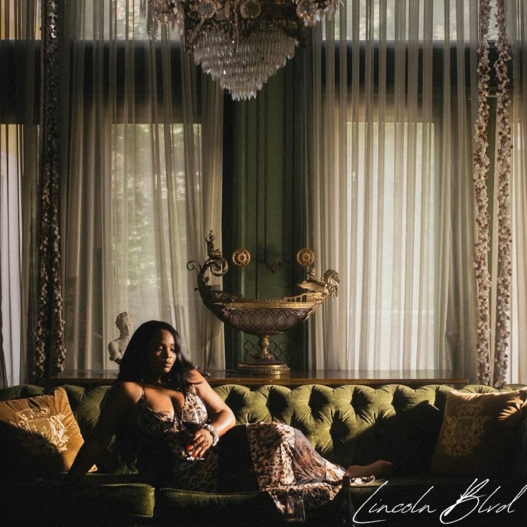 ROE Turns Her Venice Roots Into Her Own Story With New EP “Lincoln Blvd”