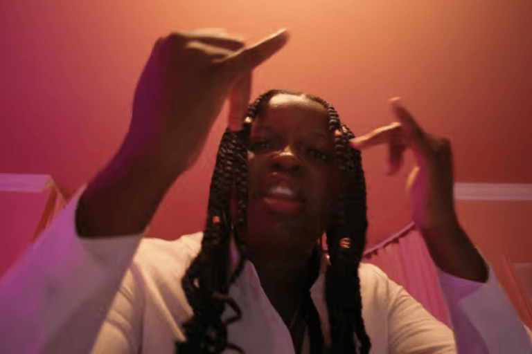 Che Noir Drops “Grandma’s Cookies” Ahead of ‘It Takes A Village’