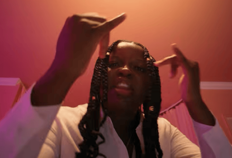 Che Noir Drops “Grandma’s Cookies” Ahead of ‘It Takes A Village’